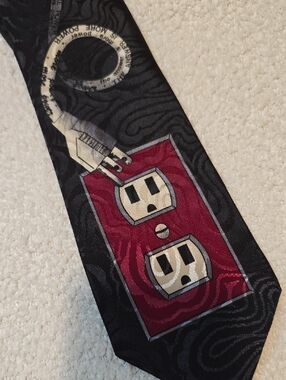 Vintage Men's Black "Home Improvement" Novelty Tie Red Outlet and Plug Design